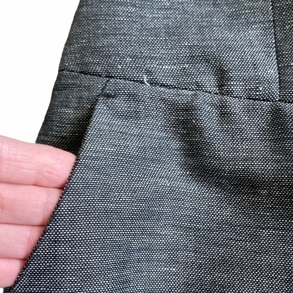 H&M Linen Blend High Waisted Cuffed Shorts Sz. 10 - Picture 3 of 7